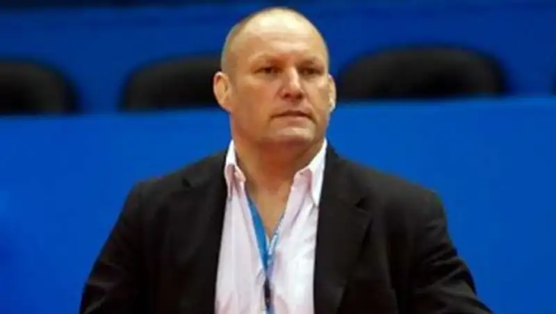 Тренер сборной Азербайджана обвиняется в изнасиловании несовершеннолетних 