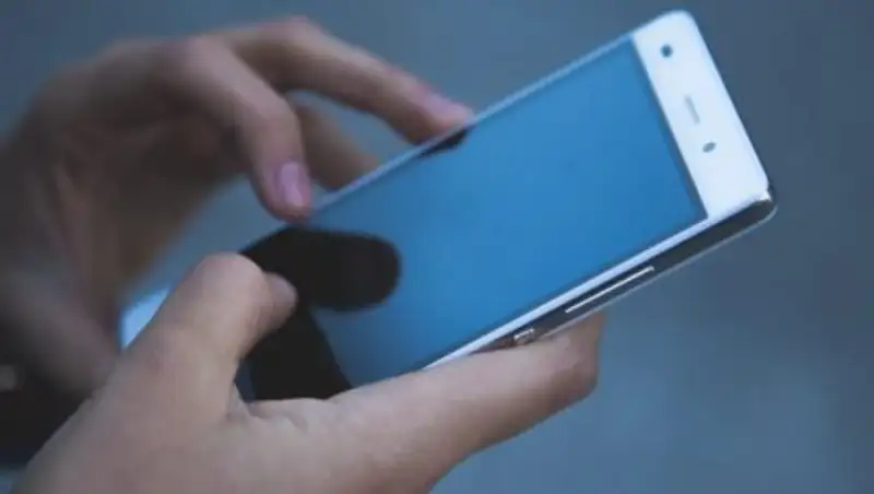 Где будут храниться данные казахстанцев после регистрации мобильных телефонов