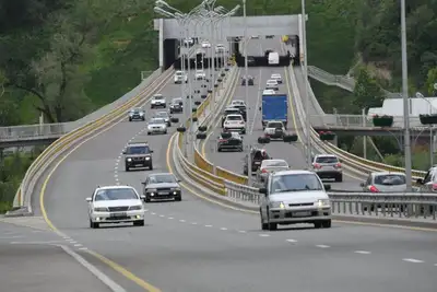 В Алматы ежедневно "въезжает" целая Латвия, два автопарка Астаны или пять Западно-Казахстанских областей, фото - Новости Zakon.kz от 17.10.2023 14:02