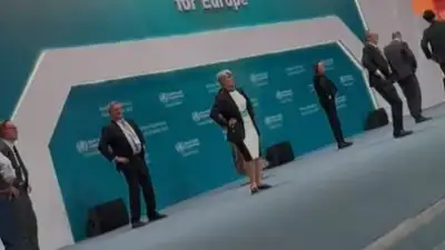 представители ВОЗ станцевали кара жорга, фото - Новости Zakon.kz от 25.10.2023 21:19