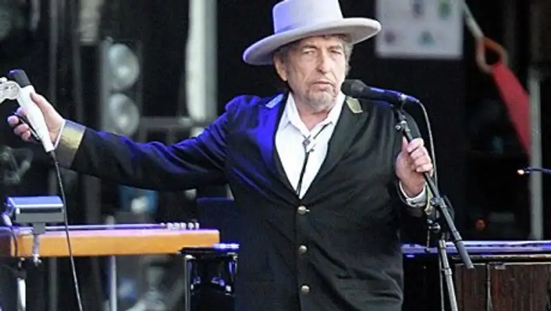 Академики оставили попытки связаться с Диланом по поводу Нобелевской премии