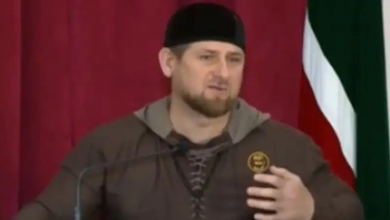 Кадыров пообещал миллион протестующих против карикатур