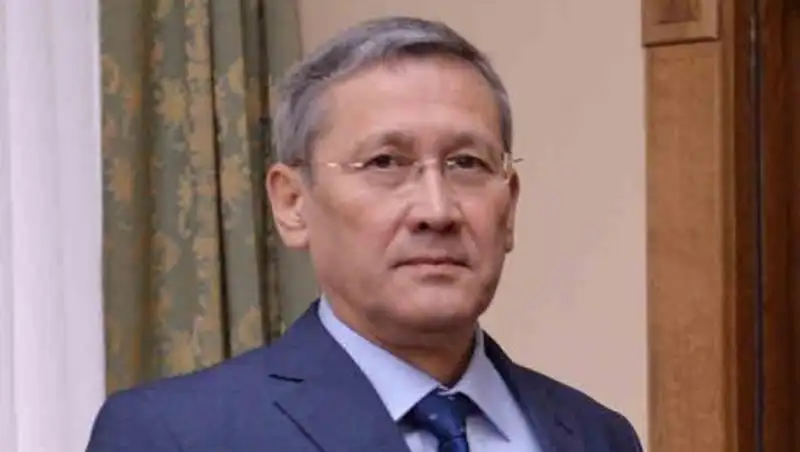 Владимир Жумаканов назначен помощником Президента – Секретарем Совбеза РК 