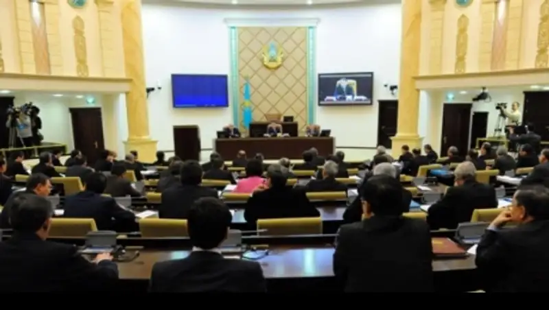 Парламент Казахстана принял поправки по вопросам культуры