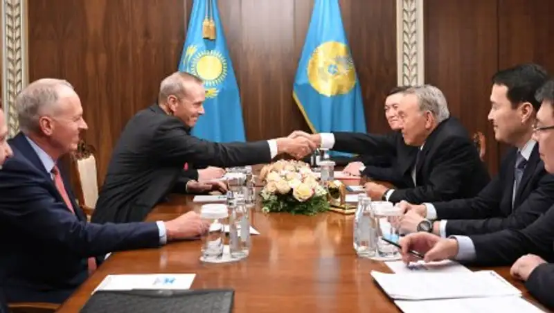 Президент встретился с председателем совета директоров компании «Шеврон»