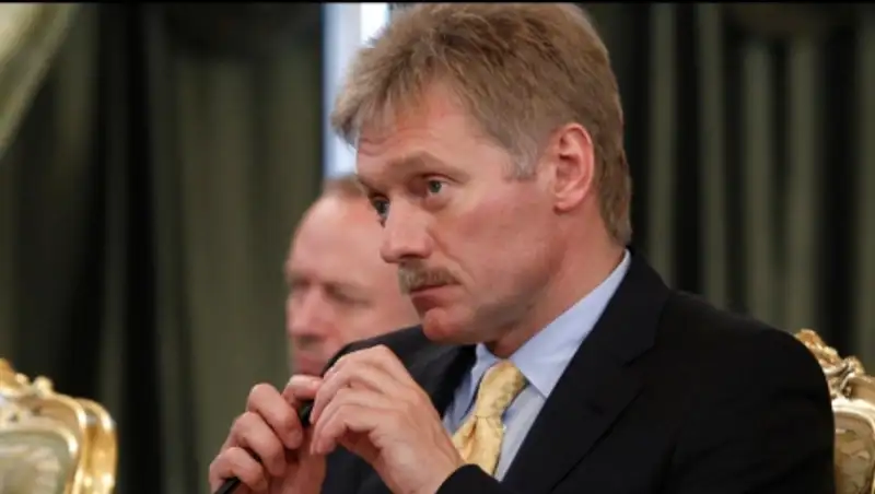 Песков назвал вымыслом сообщения о якобы звучавших угрозах в адрес Порошенко