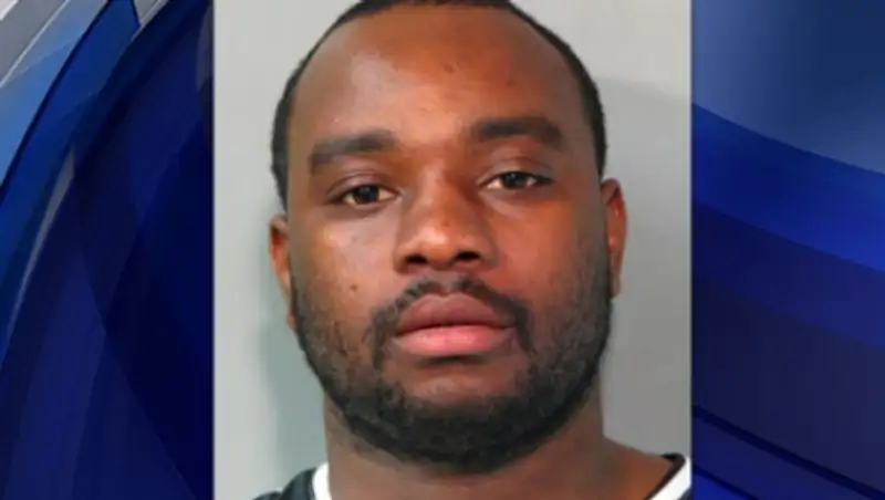 Американец арестован за кражу подгузников на тысячи долларов