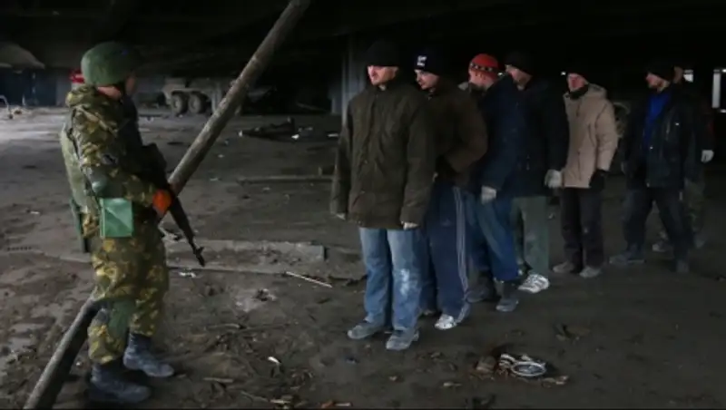 Власти ДНР передадут Киеву четырех пленных силовиков