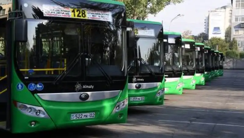 Мониторинговые группы Алматы проверили 110 автобусов