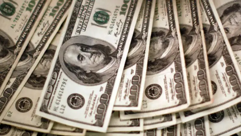 Доллар прибавил на торгах