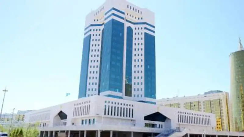 Новые нагрудные знаки появятся в Казахстане