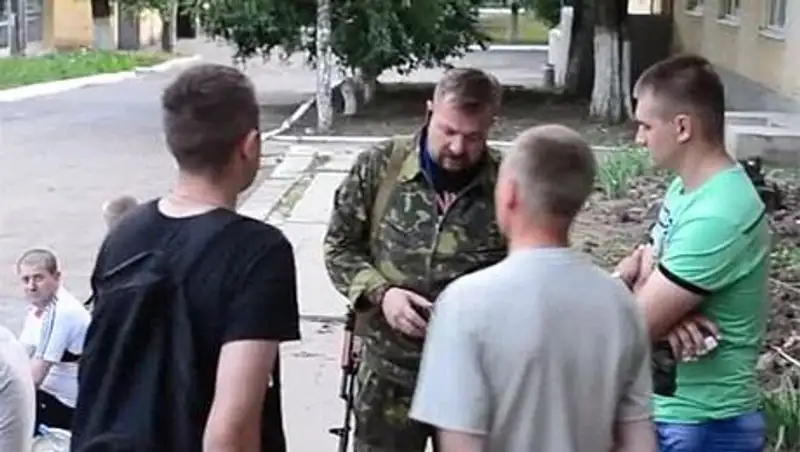 Луганские ополченцы без боя взяли еще одну воинскую часть