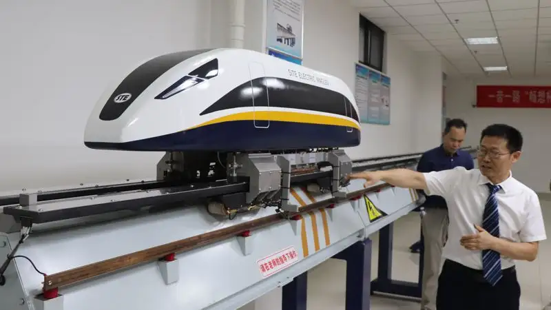Китай Сиань железнодорожный институт поезд макет, фото - Новости Zakon.kz от 07.09.2023 11:38