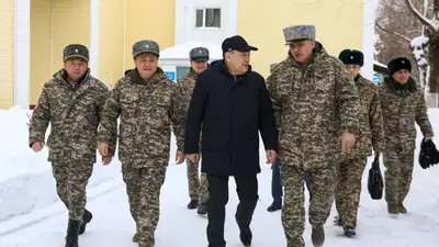 Министр обороны проверил объекты военной инфраструктуры Актюбинского гарнизона