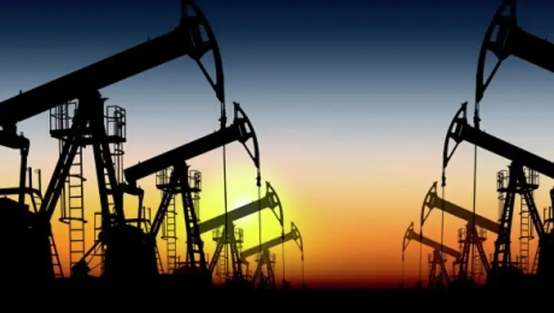 СМИ узнали о новых условиях соглашения по заморозке добычи нефти