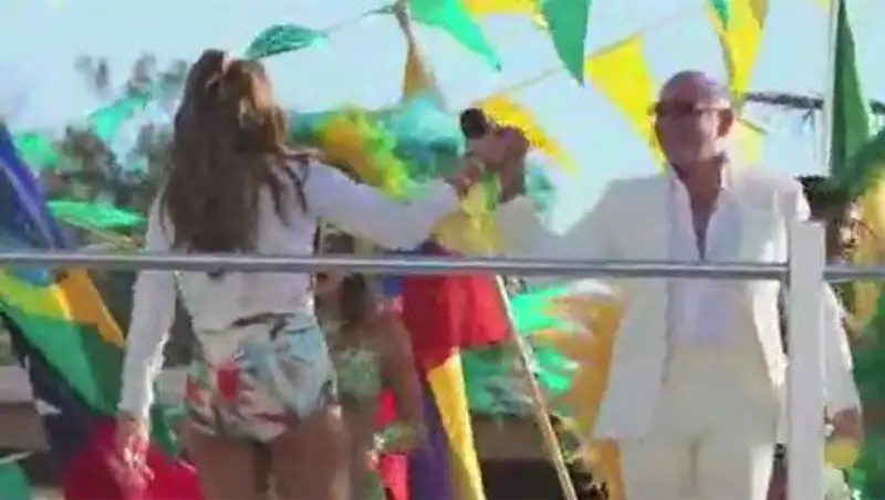 Рэпер Питбуль опубликовал официальную песню ЧМ-2014 по футболу