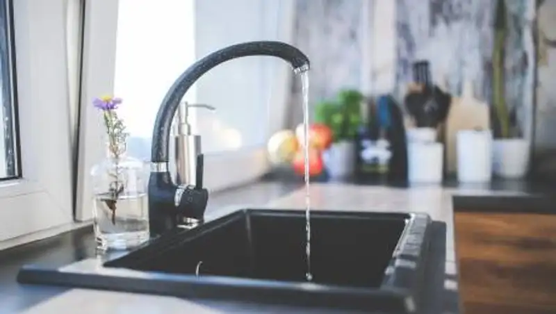 Холодную воду отключат на день в пяти микрорайонах Алматы