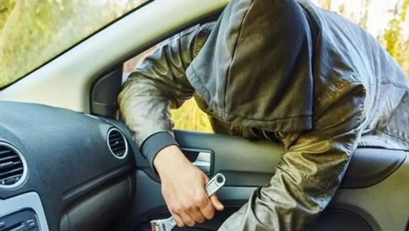 Полицейские разыскивают жертв автомошенника из Астаны