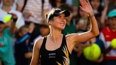 Украинская теннисистка Элина Свитолина обыграла представительницу Беларуси Викторию Азаренко , фото - Новости Zakon.kz от 01.08.2023 10:36