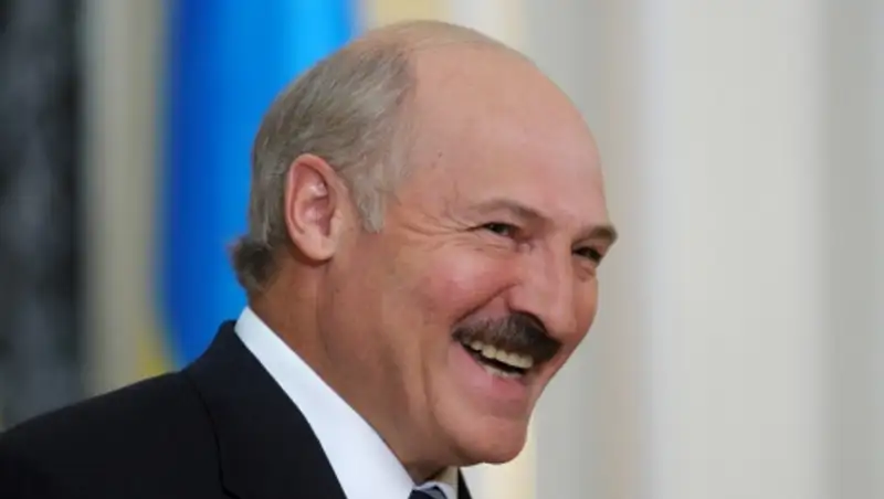 Exit polls: Лукашенко лидирует на выборах президента Беларуси