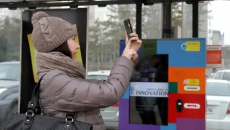 На остановках в Восточном Казахстане появился бесплатный интернет