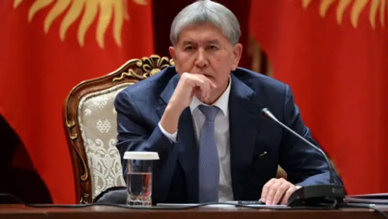 Атамбаев не оставил шансов на достижение компромисса с властью – политолог