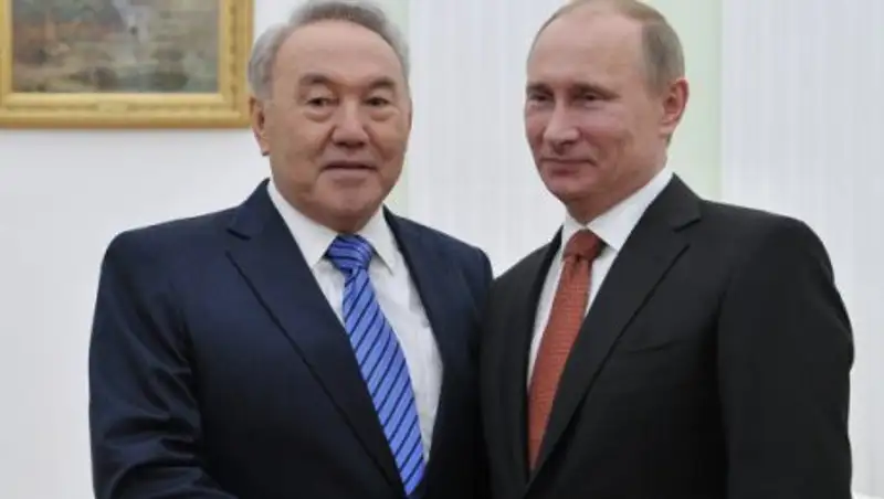 Назарбаев и Путин обсудили проведение в Астане переговоров по Сирии