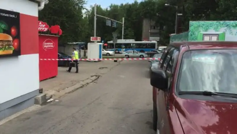 В Алматы в районе рынка Сарыарка саперы обследовали подозрительную сумку