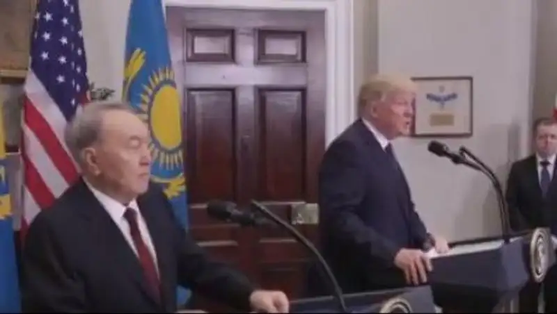 Трамп опубликовал в Twitter видео с Назарбаевым