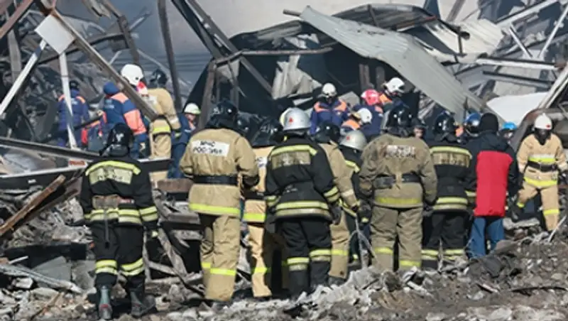 В МЧС РФ извинились за селфи на фоне горящего «Адмирала»