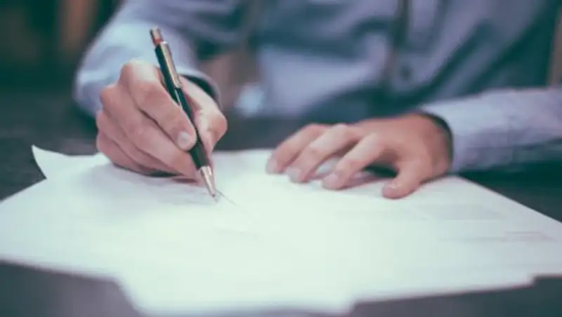 Казахстанцев освободили от предоставления справок в госорганы