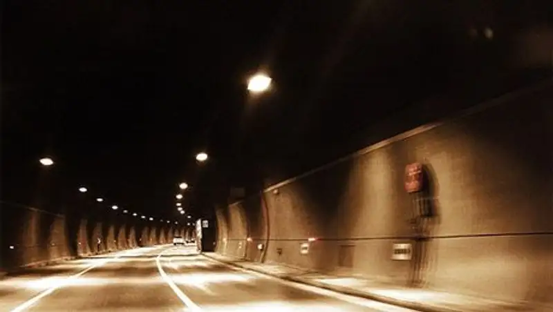 Задержавший дыхание в тоннеле мужчина стал виновником ДТП 