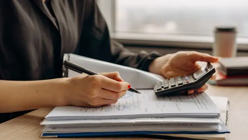 Срок уплаты ИПН лицами частной практики истекает 6 февраля