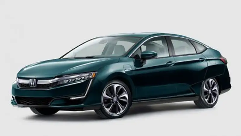 Honda представила гибрид и электромобиль Clarity