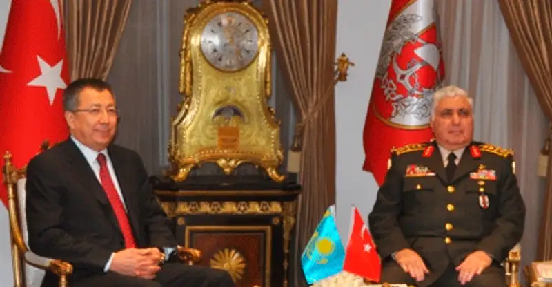 Сотрудничество в военной сфере всегда будет отвечать интересам РК и Турции