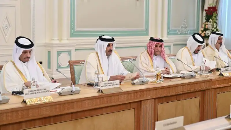 Токаев и эмир Катара провели переговоры в расширенном формате, фото - Новости Zakon.kz от 12.10.2022 12:06
