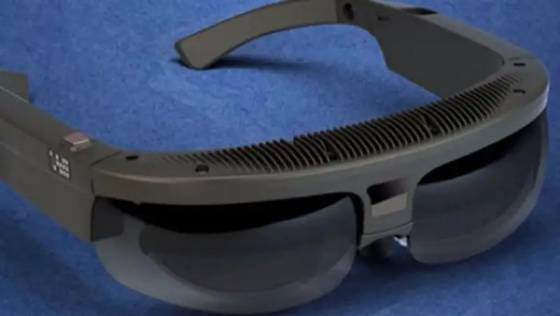 Астронавты НАСА наденут очки дополненной реальности