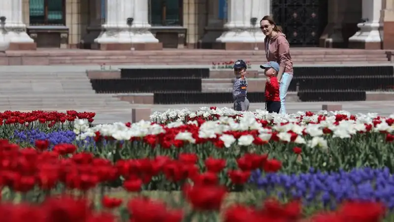 В Казахстане проживает почти 6,5 млн детей