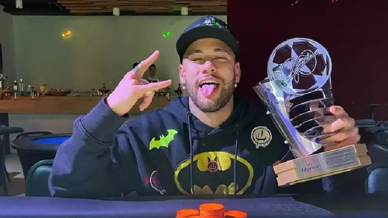 Назван лучший бразильский футболист в Европе