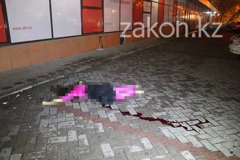 В Алматы молодая женщина погибла, выпав из окна при невыясненных обстоятельствах (фото), фото - Новости Zakon.kz от 11.11.2013 18:09