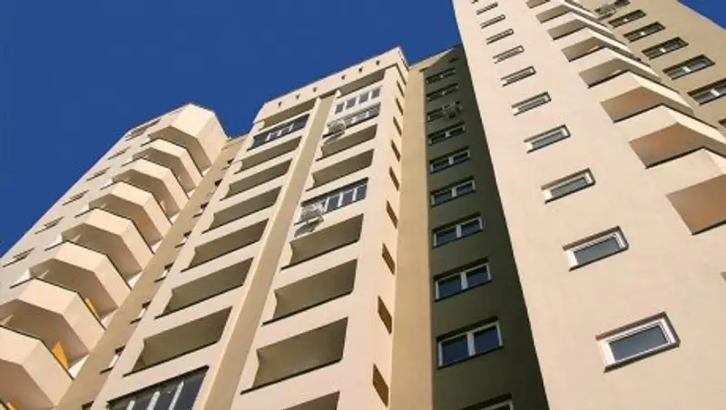 Госпрограмма «Нурлы жер» сдерживает цены на квартиры