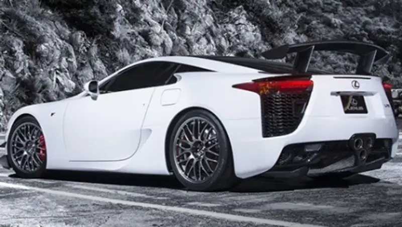 Преемника Lexus LFA покажут в 2019 году