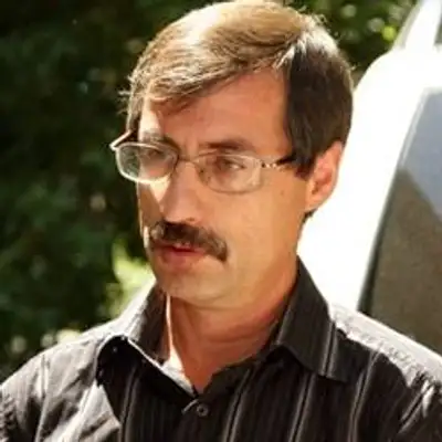 бывший директор Казахстанского международного бюро по защите прав человека и соблюдению законности, фото - Новости Zakon.kz от 16.04.2012 16:16