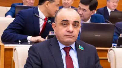 Мажилисмен о возврате незаконно приобретенных активов: Будет восстановлена справедливость, фото - Новости Zakon.kz от 07.06.2023 17:23