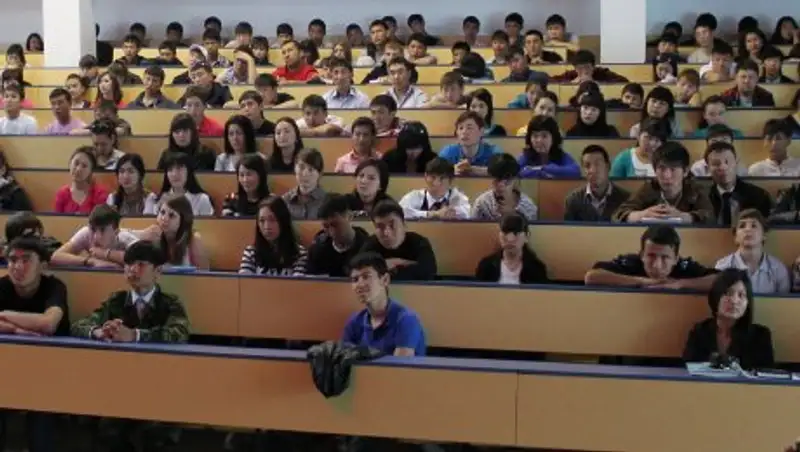 Общеобразовательные гранты в этом году хотят получить 59 677 абитуриентов