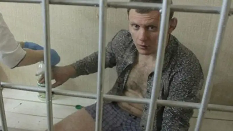 Пьяный пассажир разнес отдел полиции в аэропорту Толмачёво  