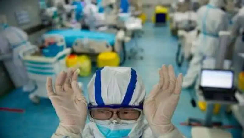 Смертность от COVID-19 в Казахстане пошла на спад