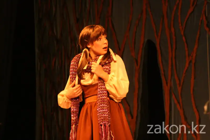 В ТЮЗе им. Н. Сац состоялась премьера детского спектакля «Снежная королева» (фото) В ТЮЗе им. Н. Сац состоялась премьера детского спектакля «Снежная королева» (фото), фото - Новости Zakon.kz от 21.11.2012 19:54