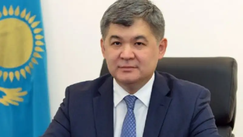 В Казахстане установят предельную цену на медицинские маски