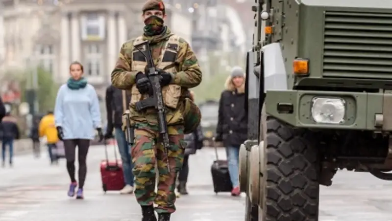 Армия и полиция начали антитеррористическую операцию в центре Брюсселя